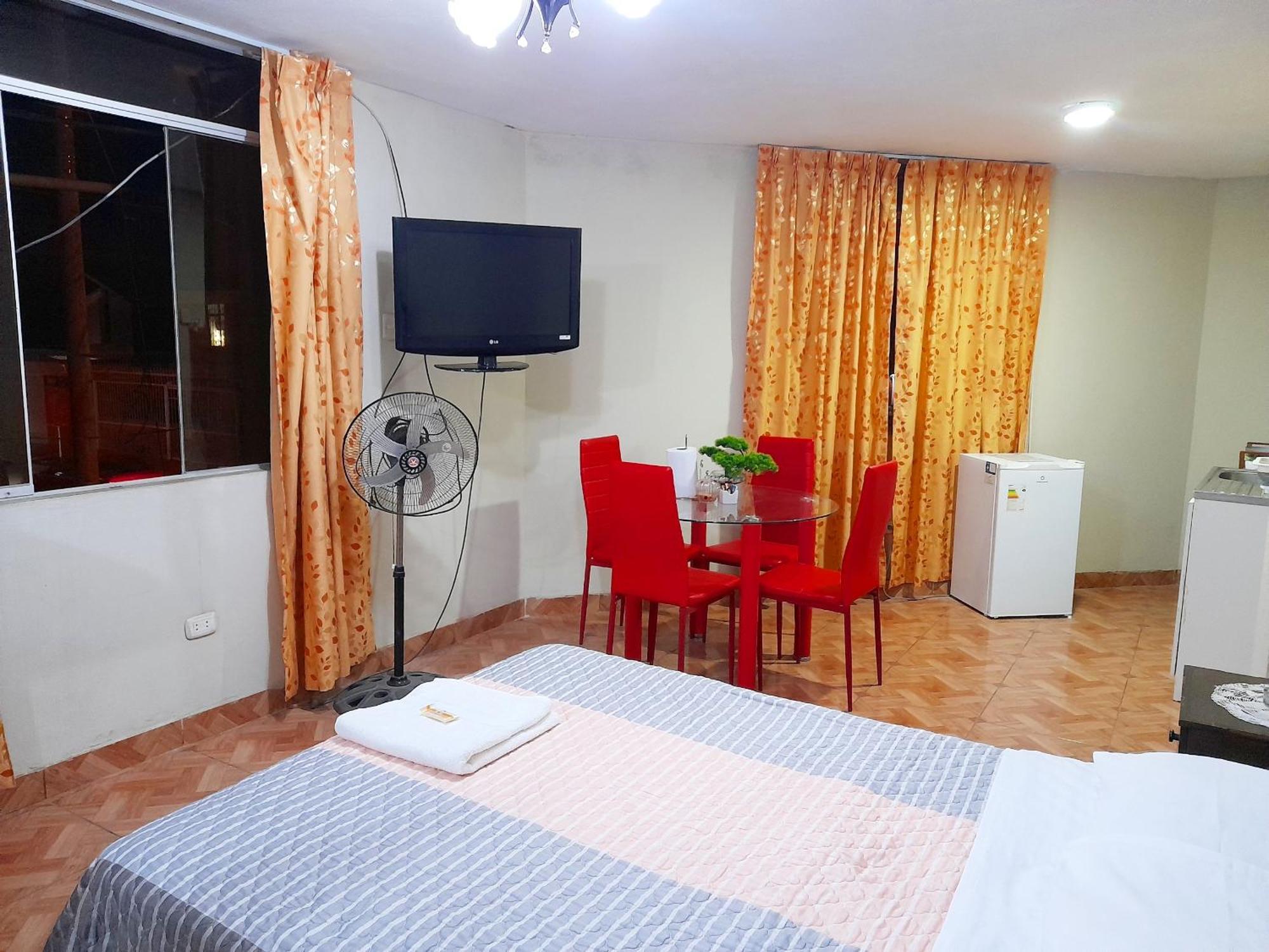 Отель Travel House Ика Экстерьер фото